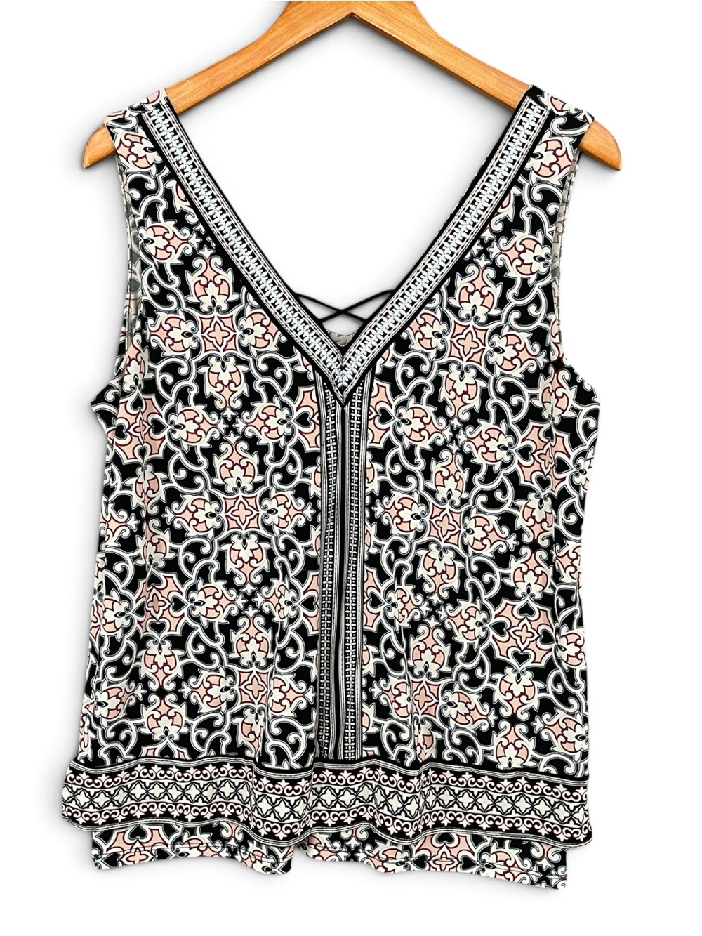 White House Black Market Sleeveless Embroidered Floral Geometric Layered Blouse